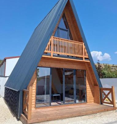 Skopje Region Villa | Wooden Villa Cardinals