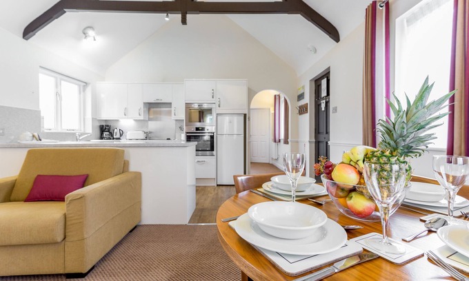 Milton Damerel House | Woodford Bridge Country Club