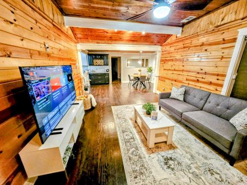 McKinney House | Woodhaven Cottage Downtown McKinney