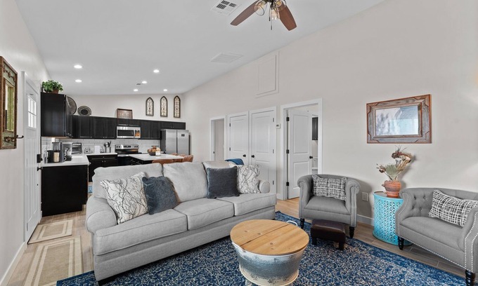 Rio Verde Foothills Villa | Woodhood Luxury Casita the center of horse country RIO VERDE
