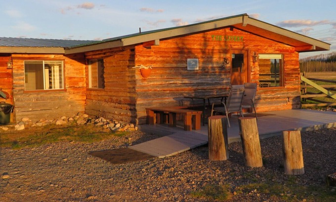 Prince George Cottage | Woodhouse Cottages and Ranch - Cowboy Cottage