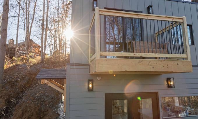 Byrdstown House | Woodland Nook