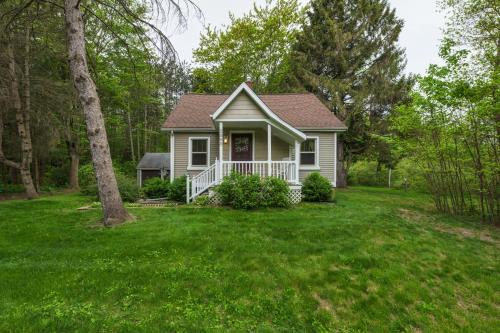 Fennville House | Woodlands - Beautiful Outdoor Living Space, nestled into the woods - Great getaway!