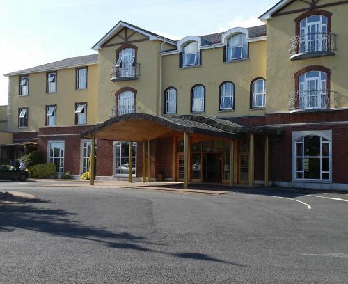 Waterford Hotel | Woodlands Hotel & Leisure Centre