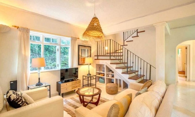 Little Battaleys House | Woodlands Luxury Villas