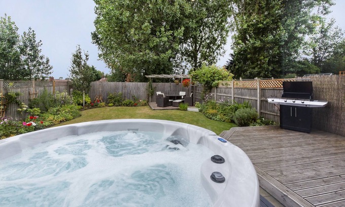 Tockwith Apartment | Woodlea House 3 bedroom property