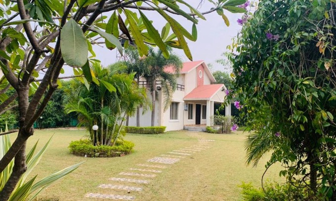Bhopal House | Woodlogs Farmhouse