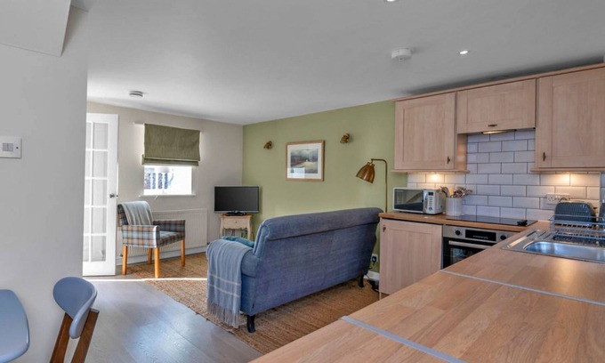 Kelso House | Woodman's Cottage by Interhome