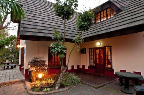 Richards Bay Bed & Breakfast | Woodpecker Inn