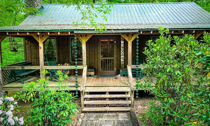 Cleveland Cabin | Woods Retreat at Table Rock