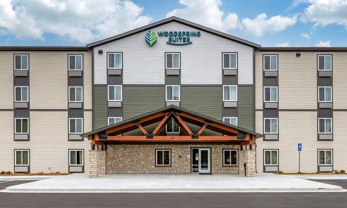Dock Junction Hotel | WoodSpring Suites Brunswick