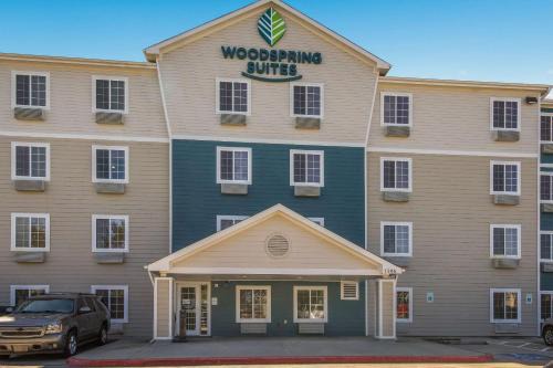 La Porte Hotel | WoodSpring Suites Houston La Porte