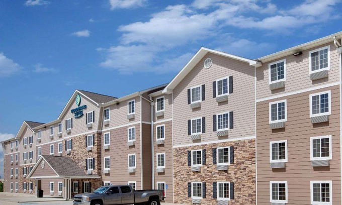 Lake Charles Hotel | WoodSpring Suites Lake Charles
