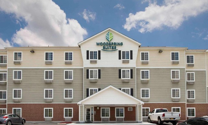 Live Oak Hotel | WoodSpring Suites San Antonio North Live Oak I-35