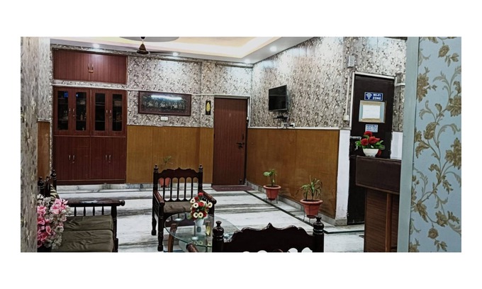Mahanagar House | WoodStock Homestay By GRB