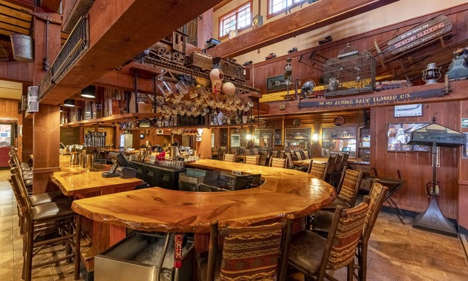 North Woodstock Hotel | Woodstock Inn Station & Brewery
