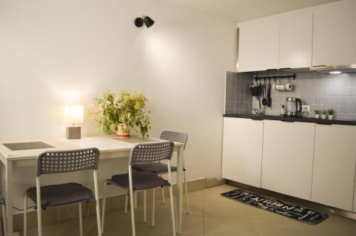 Brasa Apartment | Woodstock IX