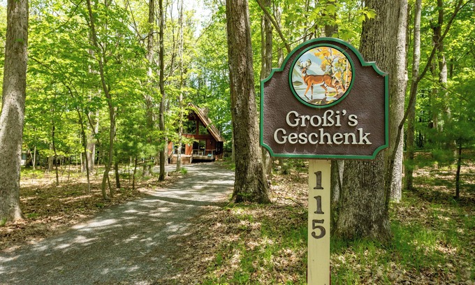Sky Valley House | Woodsy Dog Friendly Retreat w/Lake Access