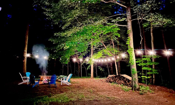 Coloma House | Woodsy Oasis w/HOT TUB & Game Room!