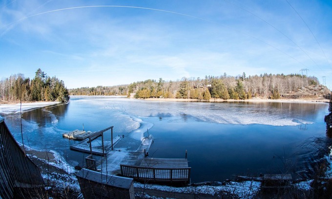 North Frontenac Ski Chalet | Woodview Cottage - Myers Cave Resort