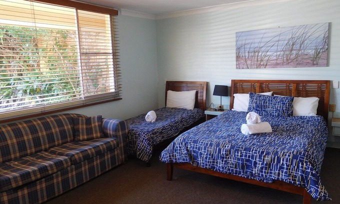 Woolgoolga House | Woolgoolga Beach Motel Unit 10