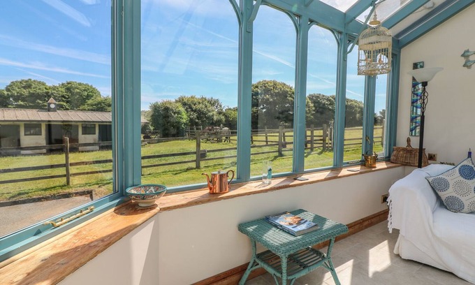 Goldsithney Cottage | Woolly Welcome