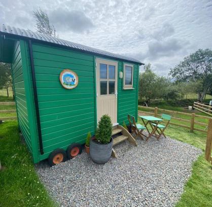 Carrowkennedy Cabin | Wooly Huts Green