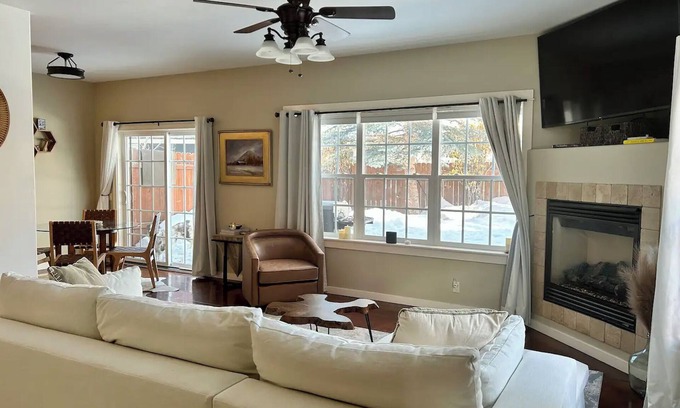 Hailey House | Work from home in the mountains