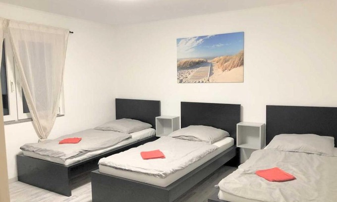 Troisdorf Apartment | Work & Stay Apartment in Troisdorf