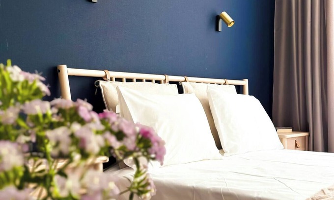 Oborishte Apartment | Work, Stream, Relax - Fast Wi-Fi, AC, Balcony