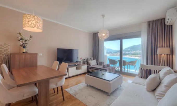 Rafajlovici Apartment | Workation Panorama Escape