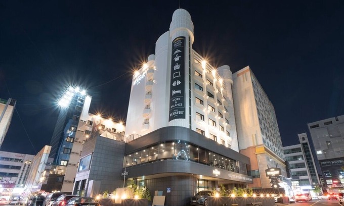 Seo-gu Hotel | Workers Hotel Daejeon by Aank