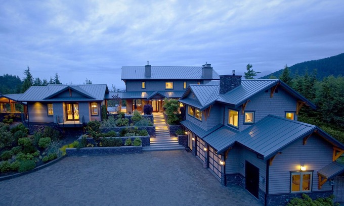 Bowen Island House | World Class Euro-Zen Private Estate with Panoramic Ocean Views