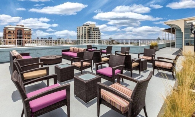 Park West House | WorldMark Inn at the Park - Studio Queen