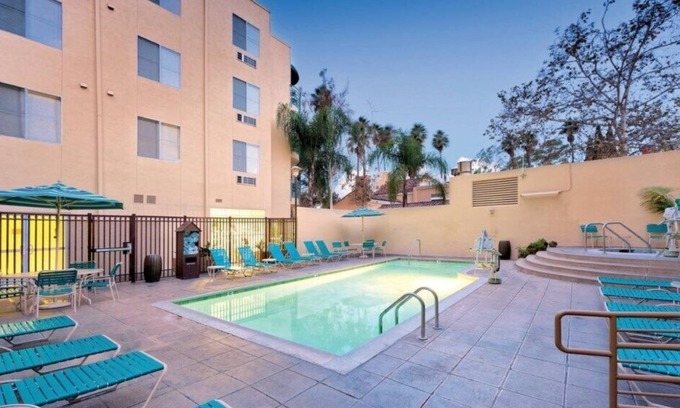 Mission Valley Hotel | WorldMark Mission Valley - 2 Bedroom Queen Accessible