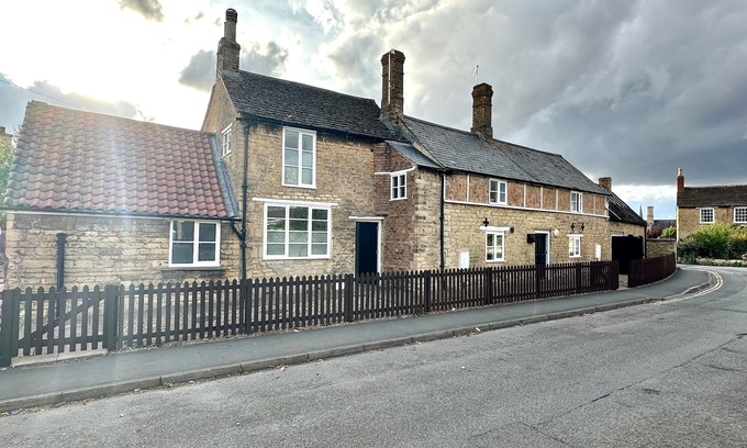 Stamford Apartment | Wothorpe Annexe, Stamford