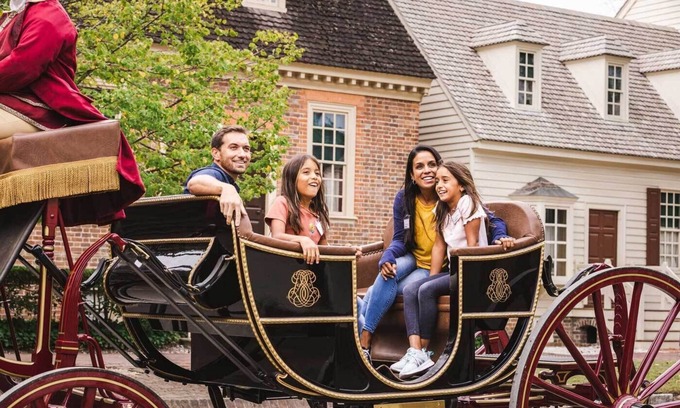 Berkeley House | WOW! 4BDR family townhouse unit at Historic Powhatan Resort.