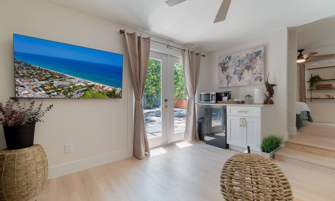 Parker Ridge Cottage | WPB Coastal Cottage