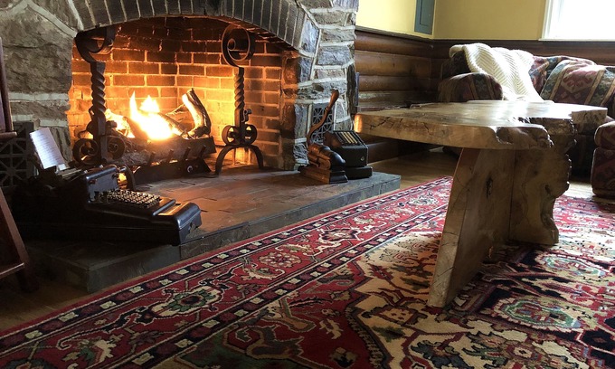 Wrightsville Cabin | Wrightsville Cabin: Outdoor Fire Pit: Hammock by the creek: Long Level Marina