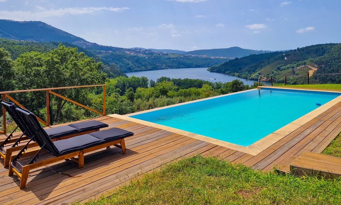 Castelo de Paiva House | Writer's Retreat by the Douro Valley