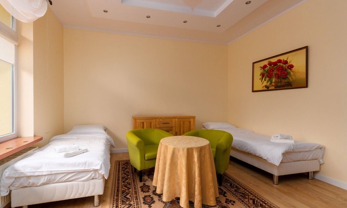 Fabryczna Apartment | Wrocław Airport Spacious Apartment