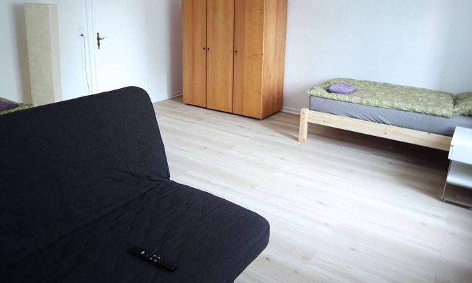 Remscheid Apartment | WU09 stylish, central located apartment with Wifi and TV