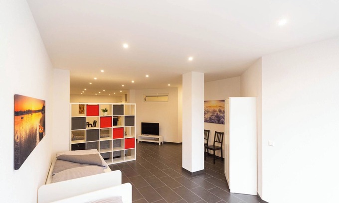 Plochingen Apartment | Wunderschöne Geräumige Wohnung für bis zu 8 Gäste
