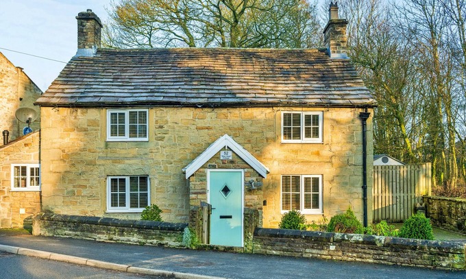 Buxton Cottage | Wye Head Cottage
