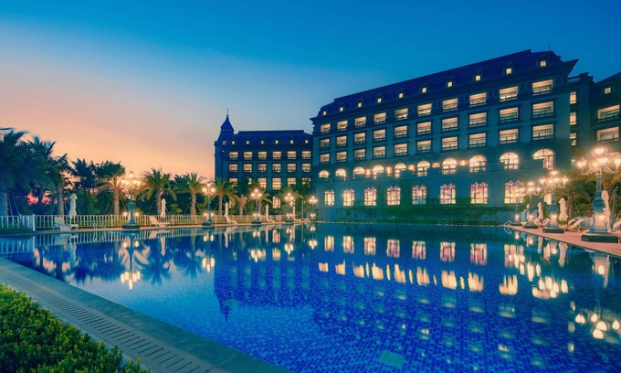 Donghu District Hotel | Wyndham Garden Haikou South