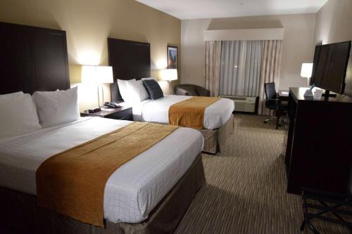 New Roads Hotel | Wyndham Garden New Roads - False River
