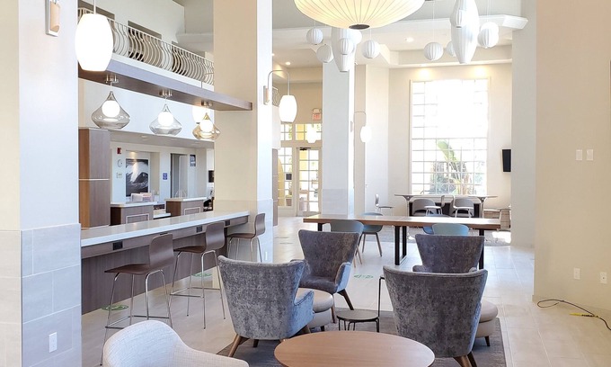Midway-Pacific Highway Hotel | Wyndham Garden San Diego Near SeaWorld