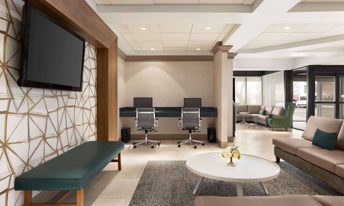 Totowa Hotel | Wyndham Garden Totowa