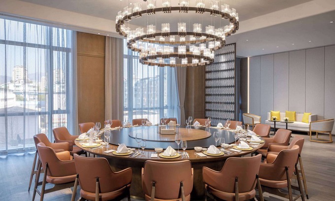 Liandu Hotel | Wyndham Grand Lishui Downtown