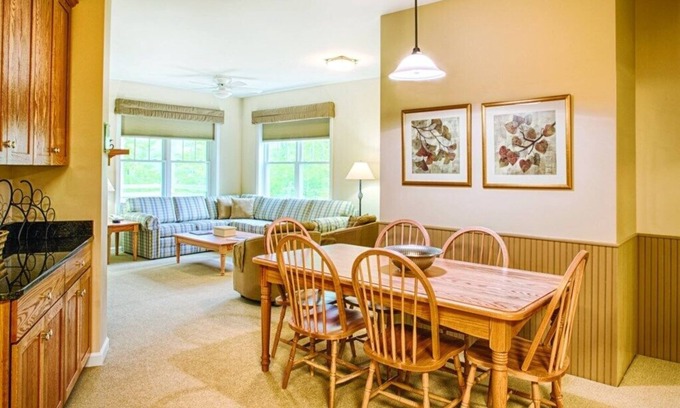 Jeffersonville Condo | Wyndham Smugglers Notch - 2 Bedroom